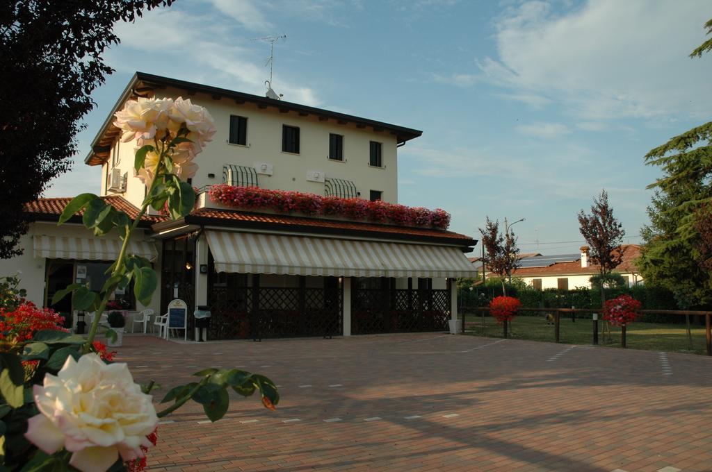 圣米凯莱亚尔塔利亚门托Terzo Bacino住宿加早餐旅馆 外观 照片